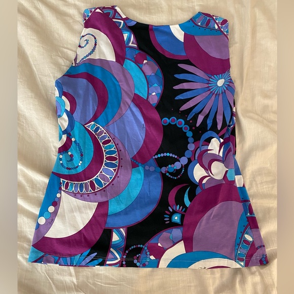 Emilio Pucci Pattern Sleeveless V Neck Top - Picture 3 of 7
